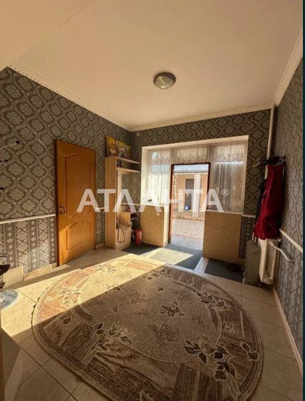Капитальный дом в пригороде