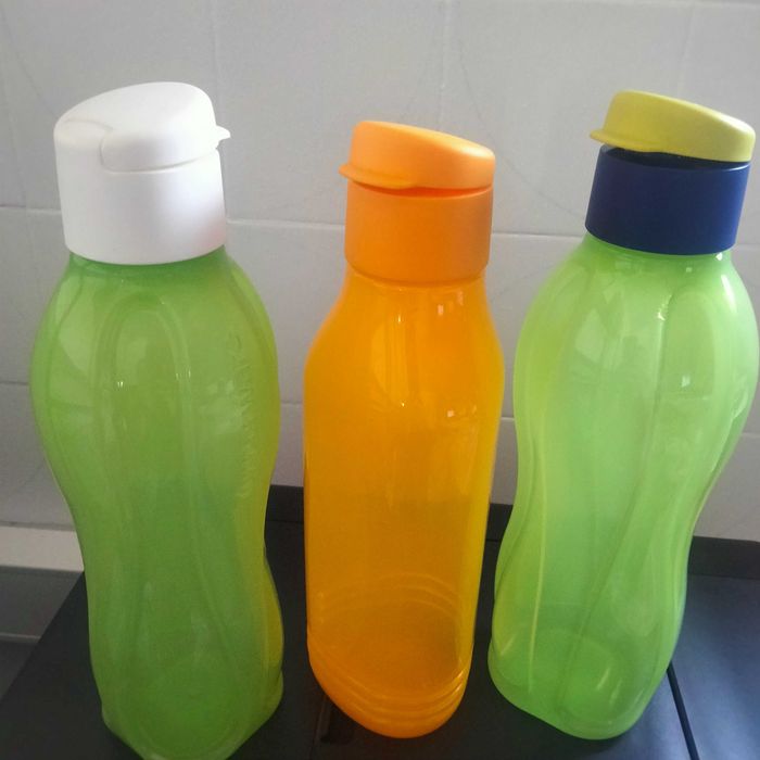 Garrafas tupperware