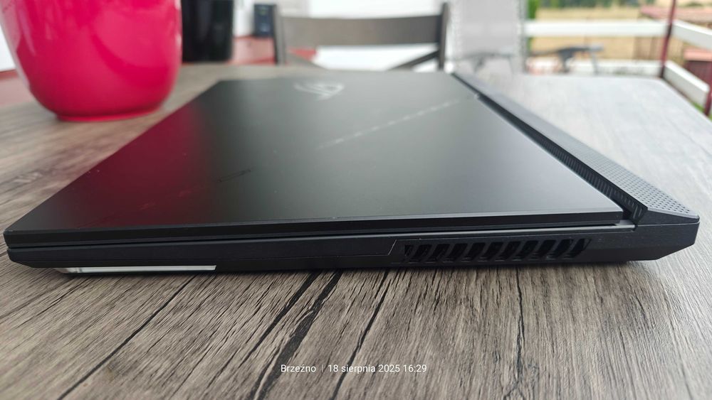 ASUS ROG Strix SCAR 17 R9 7945HX3D 240Hz 32GB 1000SSD RTX4080