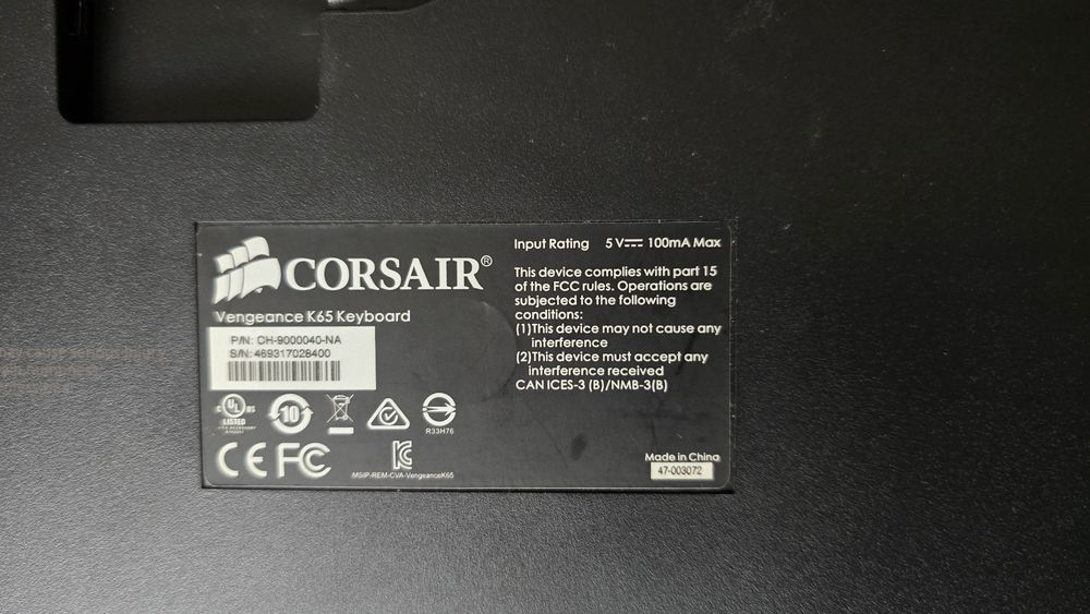 Teclado Mecânico Gaming Corsair Vengeance K65 (TKL - Layout US)