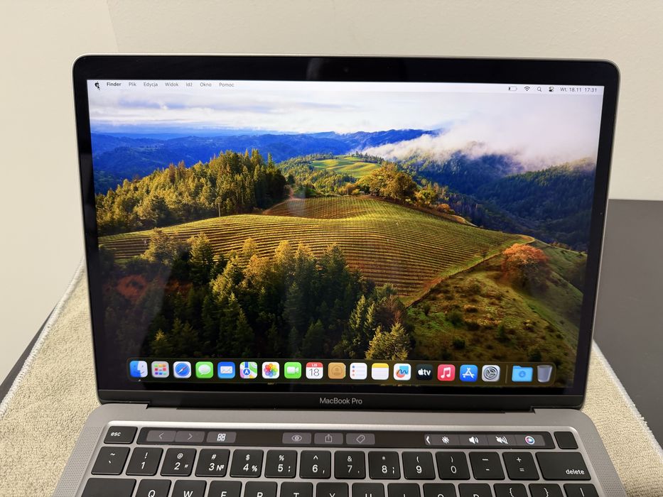 MacBook Pro 13inch 8GB 256GB バッテリー100％ MacBook Pro 13” M1 / 8GB / 256GB — Stan idealny, bateria 100