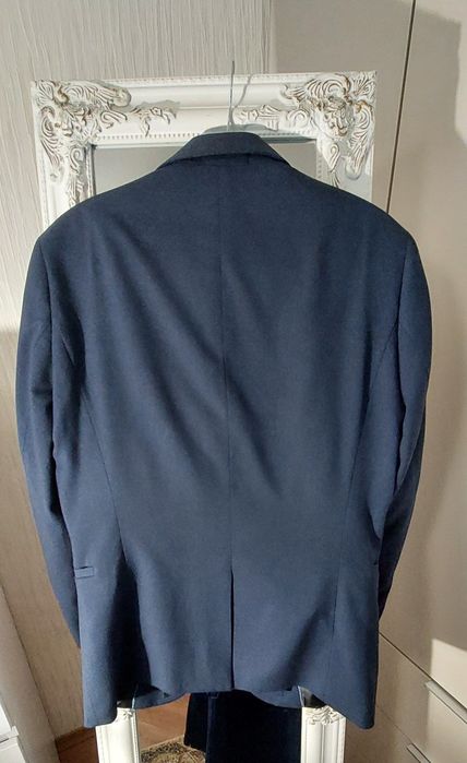 Чоловічий костюм