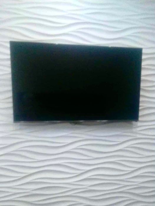 Телевизор samsung 48”