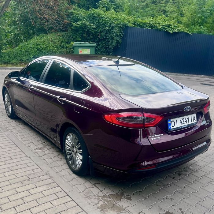 Ford Fusion Форд Фюжин Гібрид
