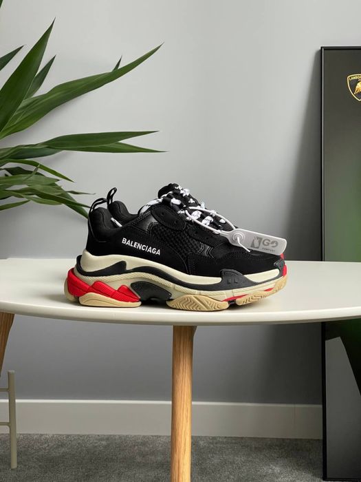 Buty Balenciaga Triple s black red