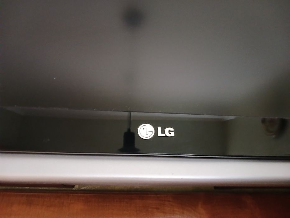 Телевизор LG Телевізор
