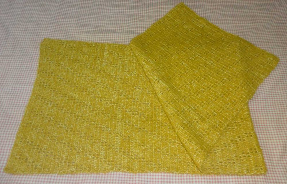 теплый, пушистый  вязаный палантин