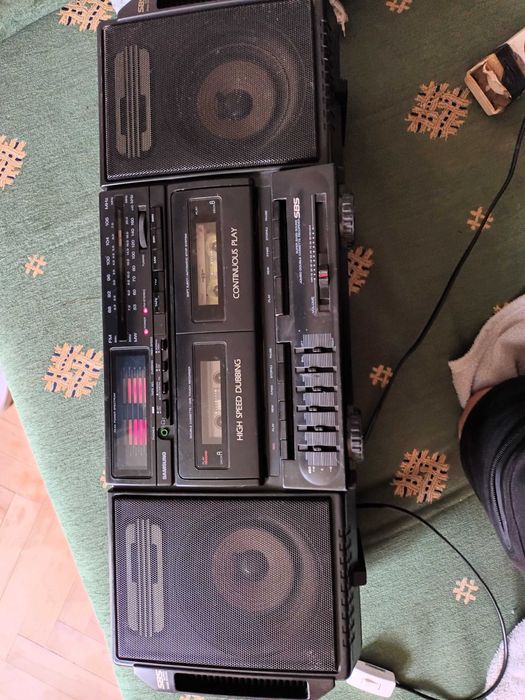 Radiomagnetofon Samsung SBS – retro / vintage