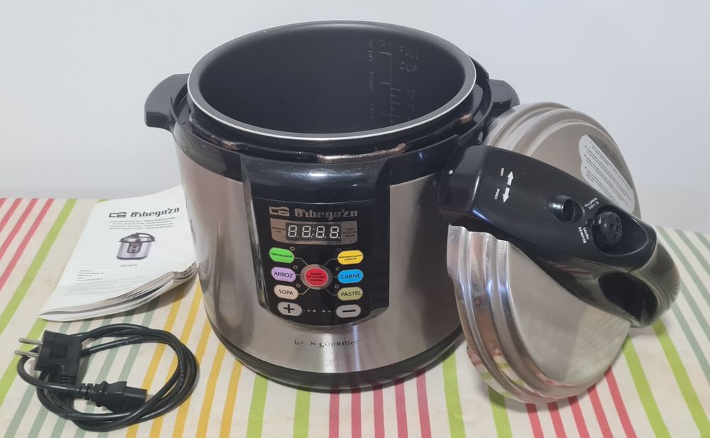 Panela de pressão eléctrica