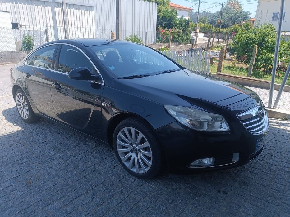 Opel Insignia 2.0   130 CV