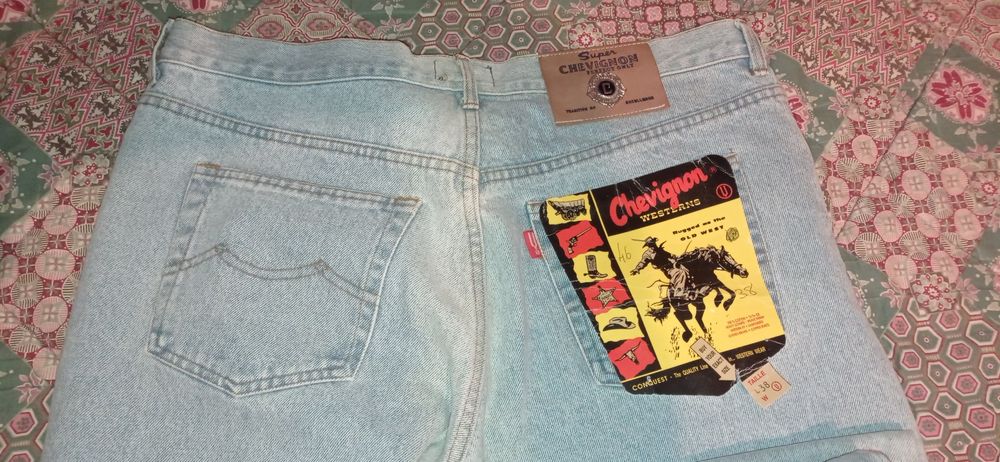 Calças vintage chevignon, NOVAS. W 38
