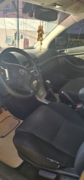 Toyota Avensis t25