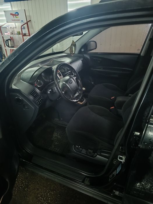 Продам автомобіль Hyundai Tucson