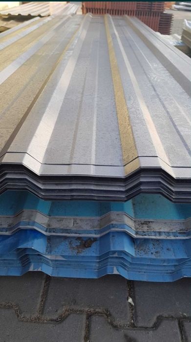 2 GATUNEK, blacha trapezowa, wkręty i inne