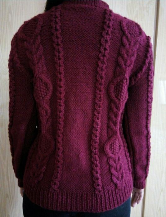 Кардинал вязаный теплый