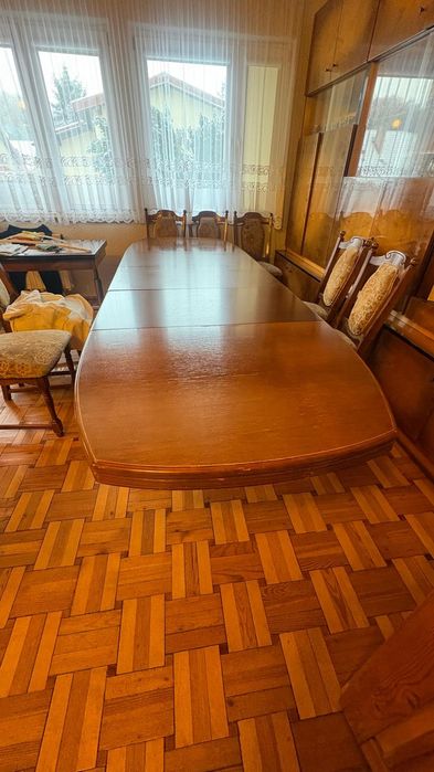 Duży rozsuwany stół na 6/ 12 osób