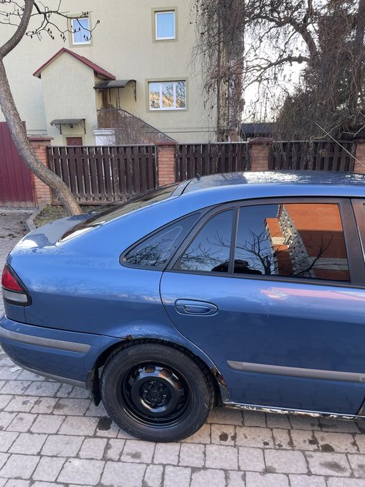 Продам Mazda 626 GF 1.8