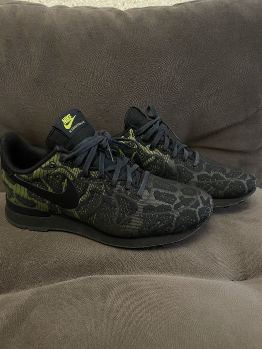 Оригінальні кросівки nike