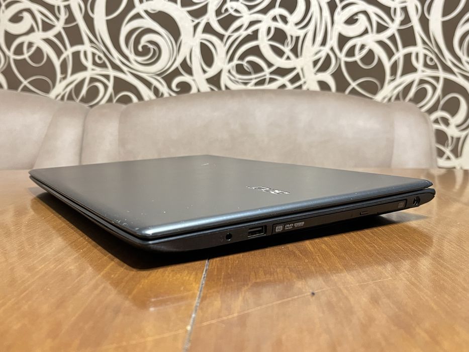 Ноутбук 15.6" Acer Aspire E 15 на Intel i5-7200U с 8ОЗУ/256SSD/HD