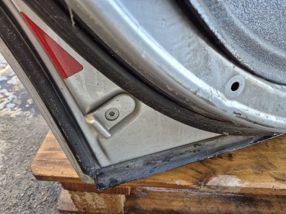 Drzwi prawe przód bmw e39  drzwi