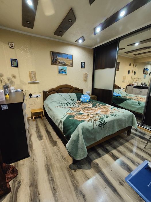 Продам 3 комнатная квартира Залютино. Капремонт