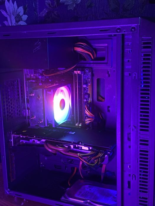 Продам компьютер i5 4440 R9 280