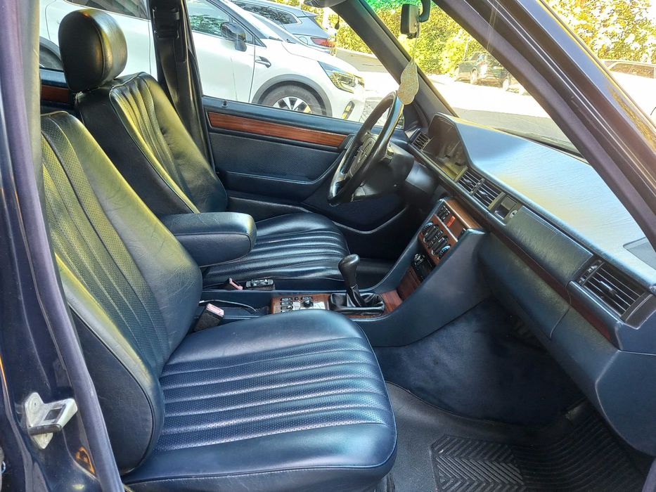 Mercedes 250DL limousine w124 turbo diesel