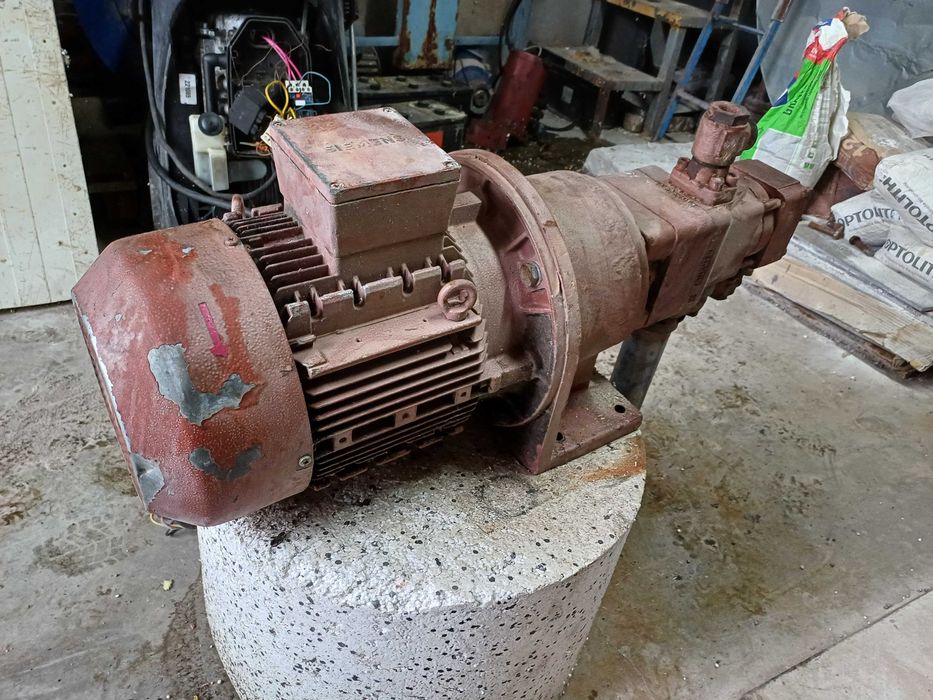 POMPA HYDRAULICZNA przemysłowa 7,5 kW ,65/250 bar