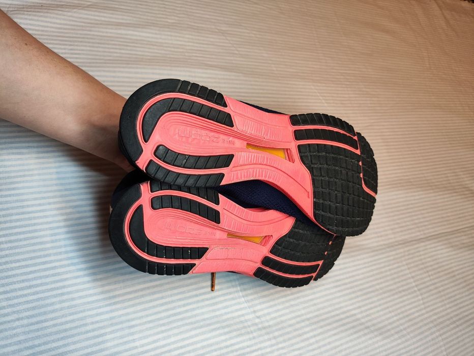 Кросівки NIKE NIKE AIR ZOOM STREAK LT 4, унісекс 41-42