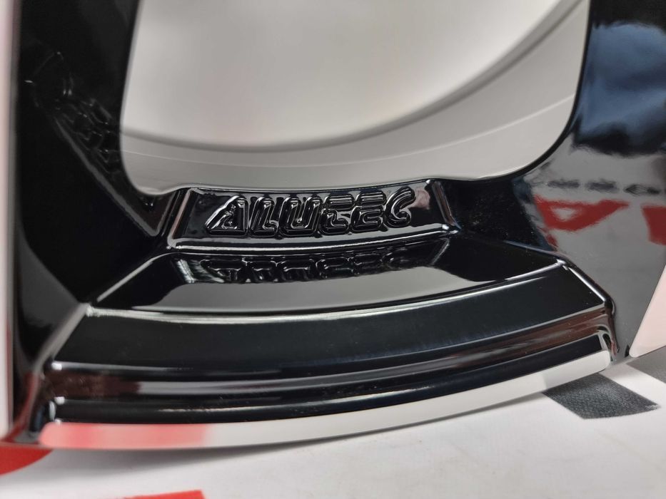 Nowe alufelgi VW 18" 5x112 Passat T-Roc Tiguan Touran - Czarne