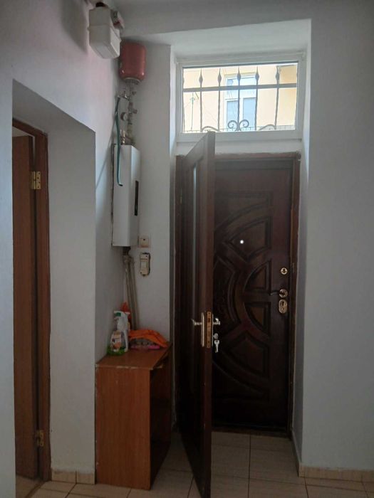 Продаж 2 кім. квартири в ближньому центрі вул. Ярослава Мудрого (цирк)