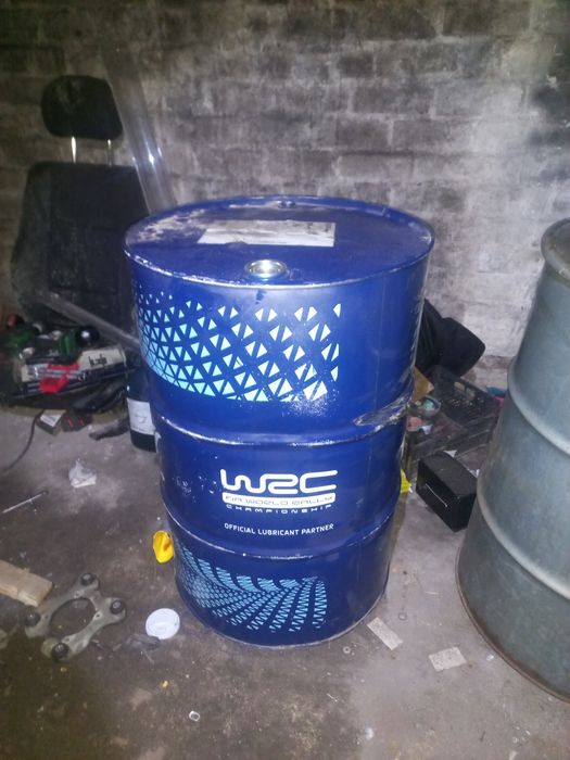 Продам металеві бочки