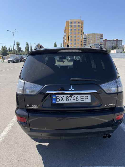Mitsubishi outlander XL