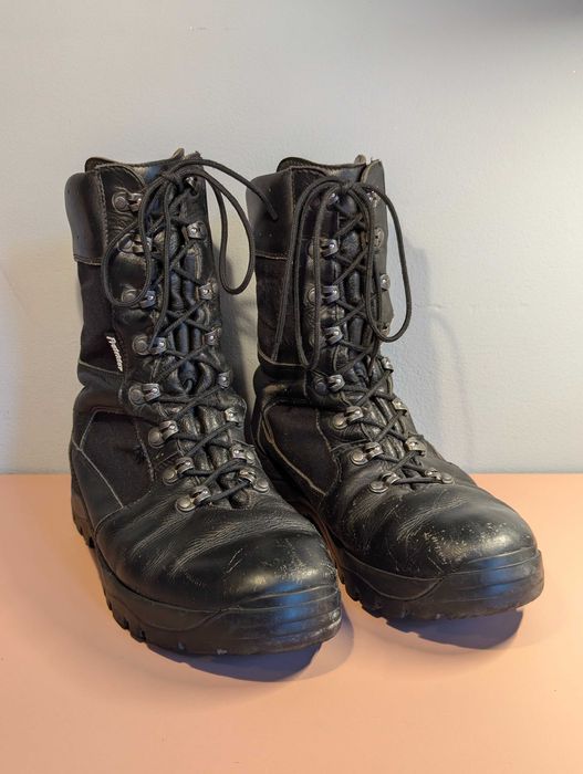 Buty skórzane Protektor Mountaineer r. 45 / 29 wojskowe militarne airsoft z membraną wodoodporne