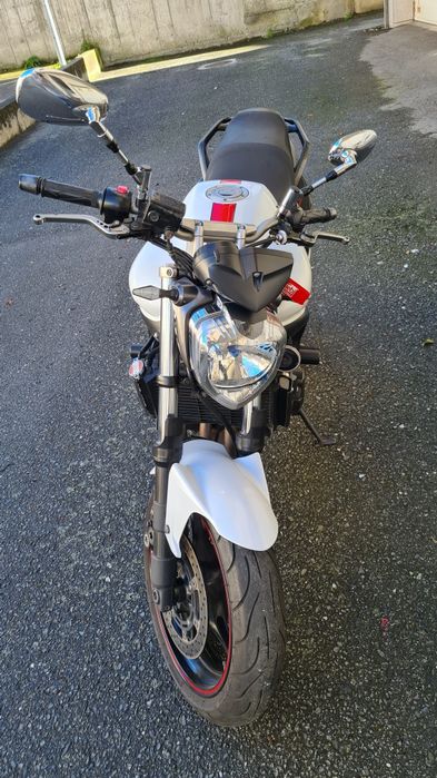 Yamaha FZ6 S2 Impecável