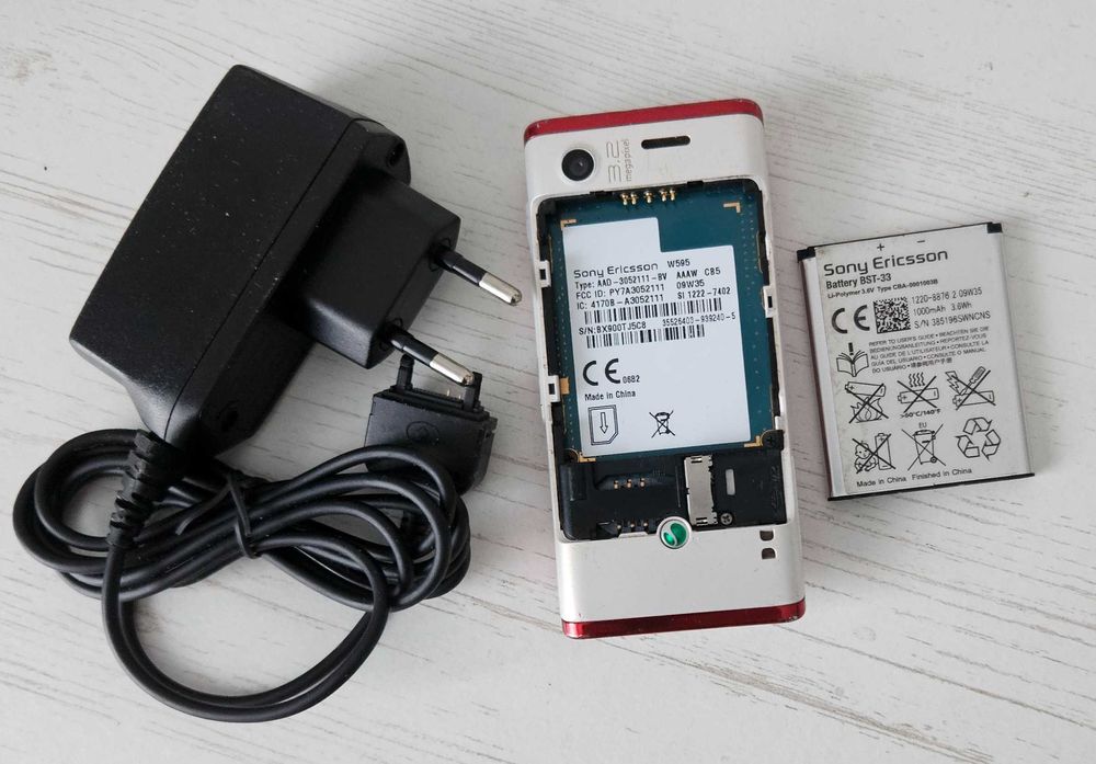 Sony Ericsson W595 Walkman слайдер