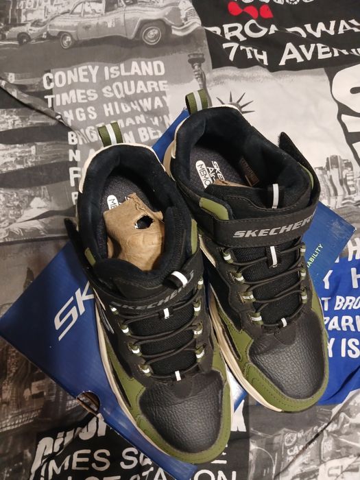 Високі кросівки Skechers р.38