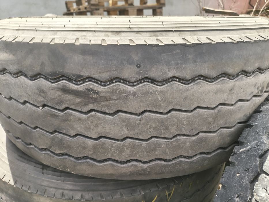 Шини колеса резина  385/65 R22,5 Pirelli