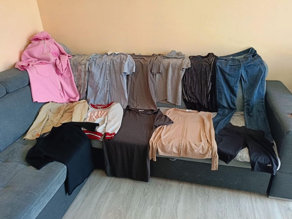 Ubrania damskie Okazja 18 sztuk rozmiar s różne marki
