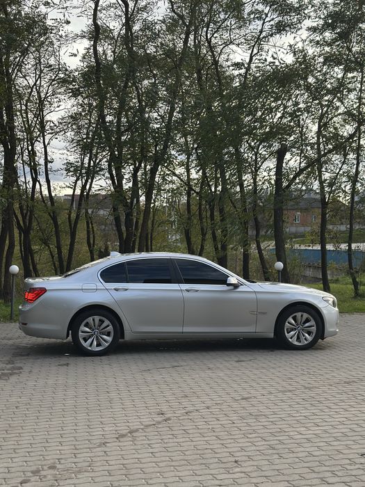 Продам BMW 730d 2009