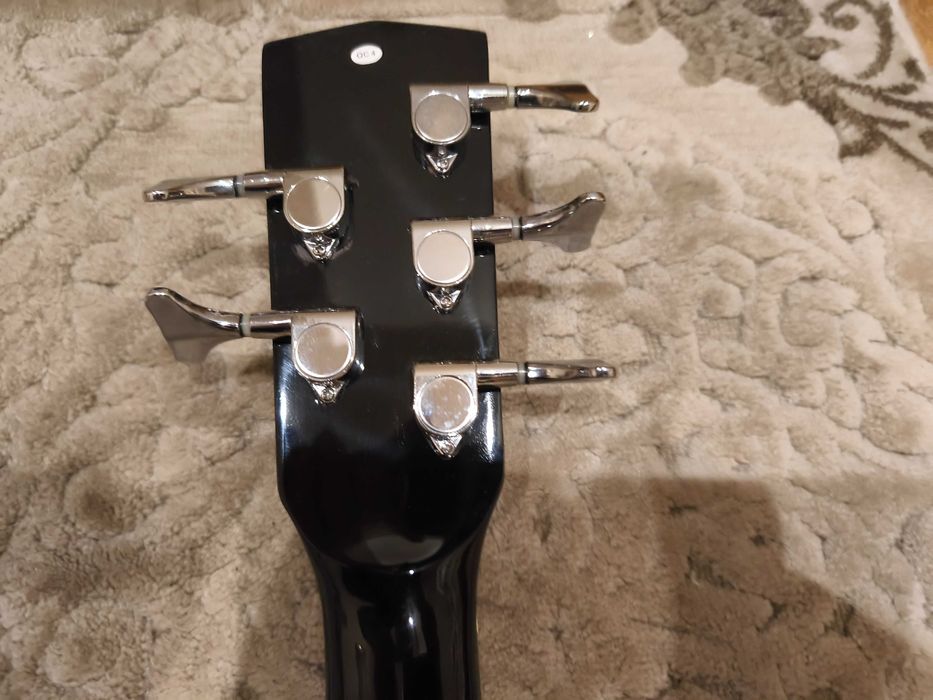 Gitara basowa Harley Benton B-35BK