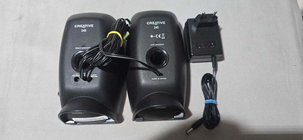 Colunas Portáteis Creative Operacionais