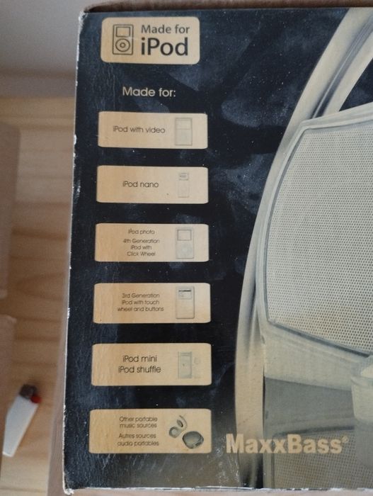 maxBass Speaker for iPods, Multiple Models64739236284675121