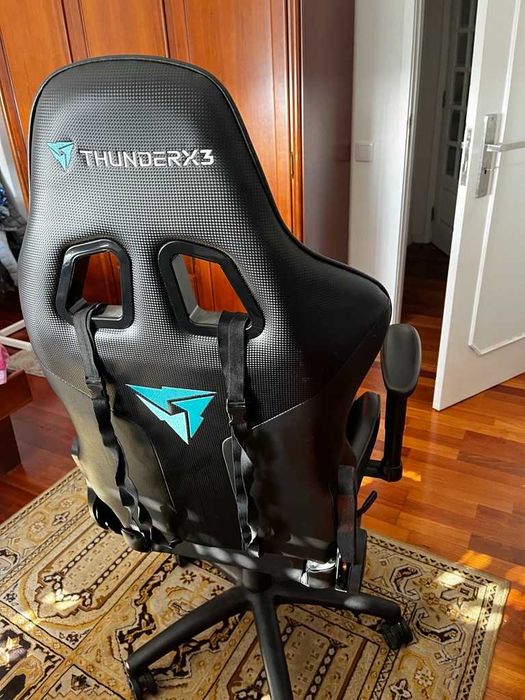 Cadeira Gaming ThunderX3 em Excelente Estado