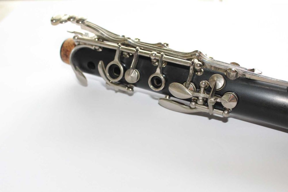 Clarinete Buffet B18, com mala.
