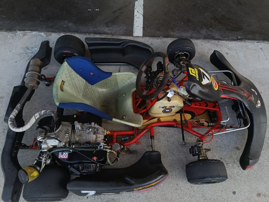 Karting Danilo Rossi com disco travagem frente  420cc 4tempos impecável