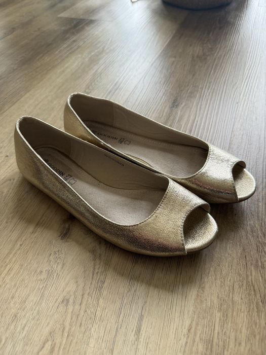 Buty baleriny złote 38