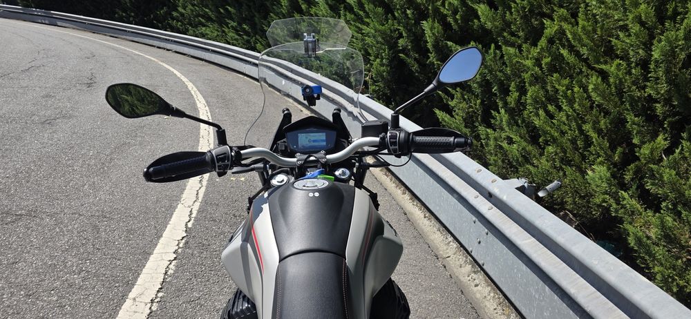 Moto Guzzi v85tt 2023 urgente