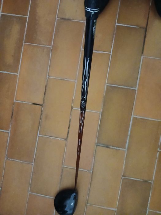 Vende se material de Golf.
