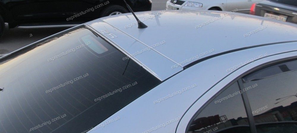Лип спойлер Шкода Октавия А4 Тур. Бленда на стекло Skoda Octavia A4